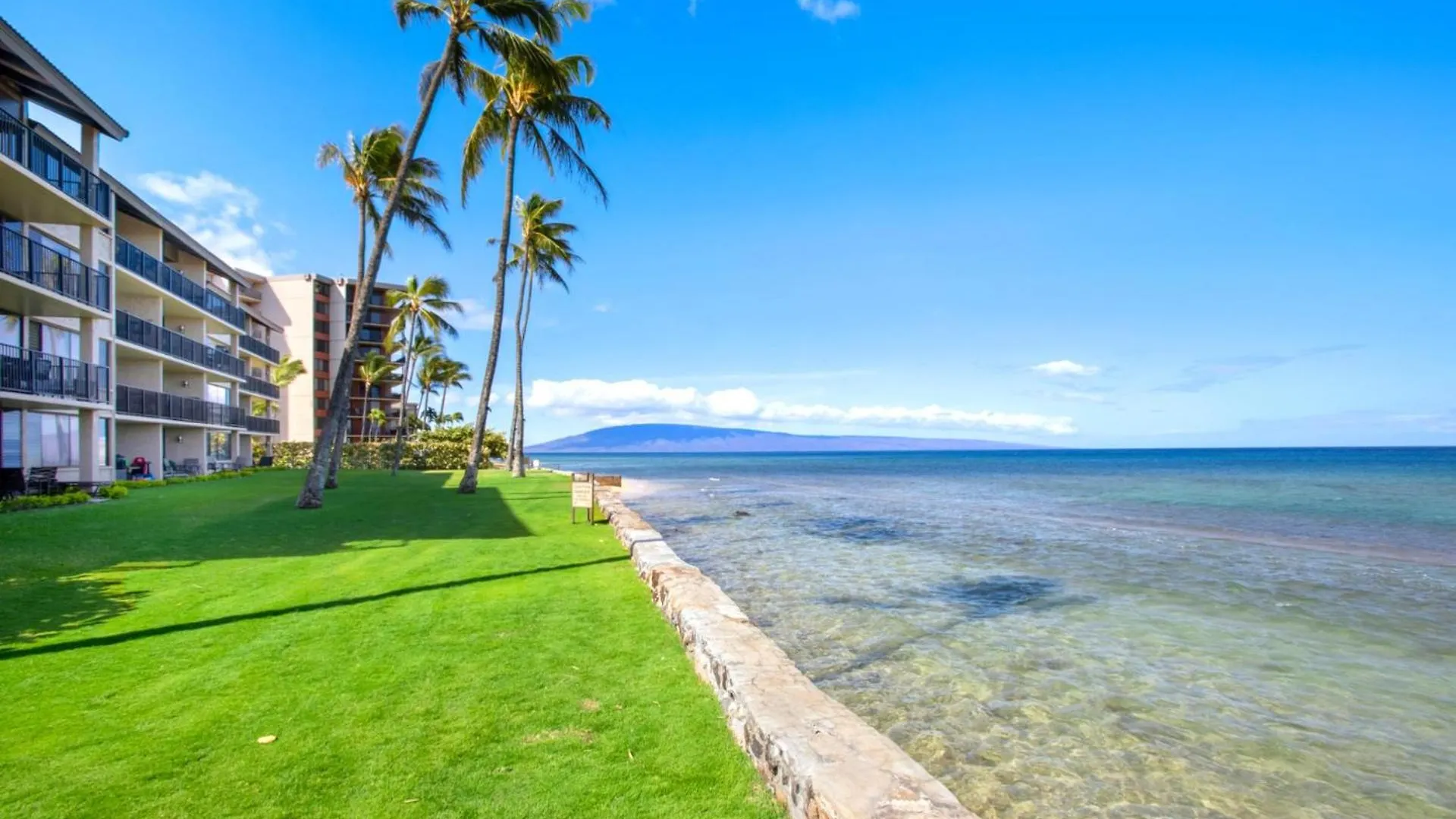Kbm Resorts Free Car Papakea Oceanfront 1-Bedroom Corner Unit With King Bed And Unobstructed Views Pka-201 United States