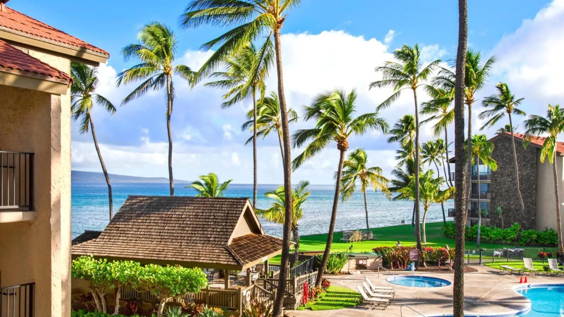 Kbm Resorts Free Car Papakea Oceanfront 1-Bedroom Corner Unit With King Bed And Unobstructed Views Pka-201 Kaanapali 0*,
